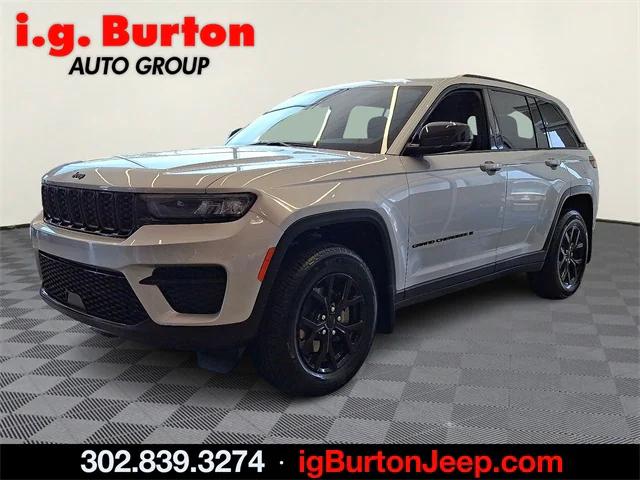 2025 Jeep Grand Cherokee GRAND CHEROKEE ALTITUDE 4X4