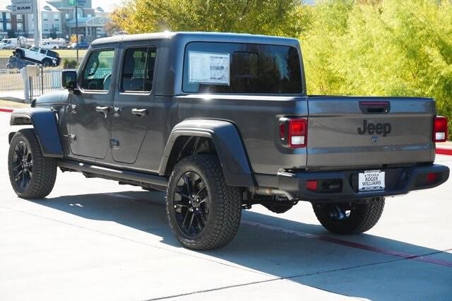 2025 Jeep Gladiator GLADIATOR NIGHTHAWK 4X4