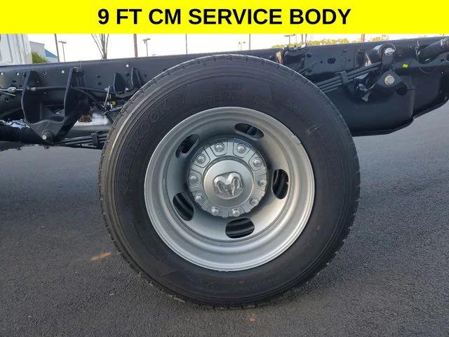 2024 RAM Ram 5500 Chassis Cab RAM 5500 TRADESMAN CHASSIS CREW CAB 4X4 60 CA
