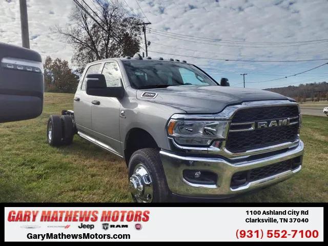 2024 RAM Ram 3500 Chassis Cab RAM 3500 TRADESMAN CREW CAB CHASSIS 4X4 60 CA