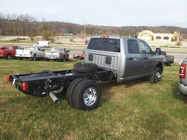 2024 RAM Ram 3500 Chassis Cab RAM 3500 TRADESMAN CREW CAB CHASSIS 4X4 60 CA