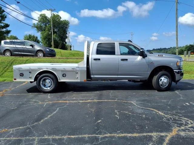 2024 RAM Ram 3500 Chassis Cab RAM 3500 TRADESMAN CREW CAB CHASSIS 4X4 60 CA