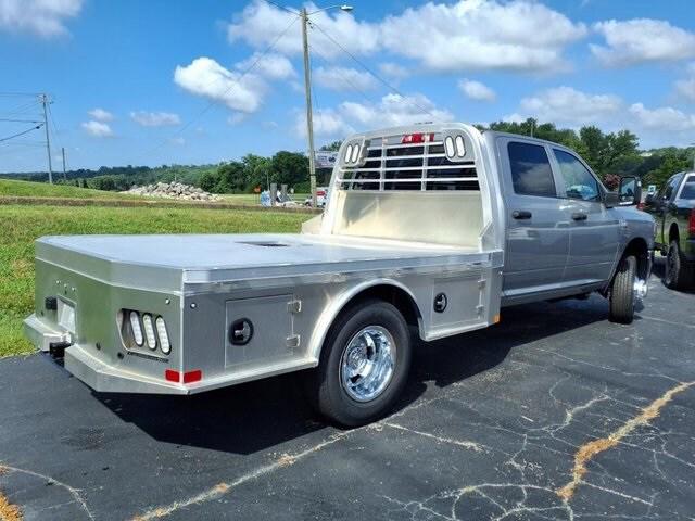 2024 RAM Ram 3500 Chassis Cab RAM 3500 TRADESMAN CREW CAB CHASSIS 4X4 60 CA