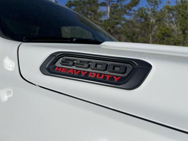2024 RAM Ram 5500 Chassis Cab RAM 5500 TRADESMAN CHASSIS REGULAR CAB 4X4 84 CA