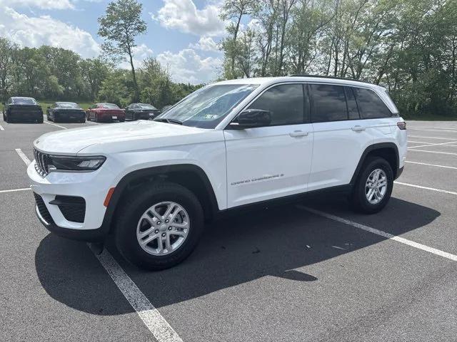 2025 Jeep Grand Cherokee GRAND CHEROKEE LAREDO 4X4