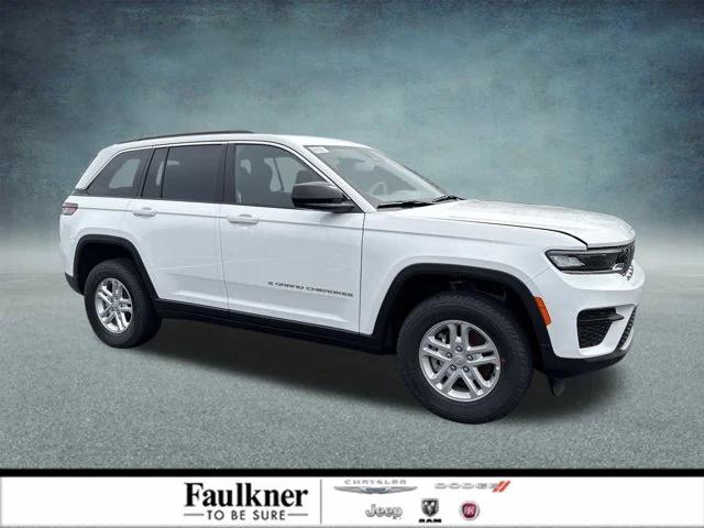 2025 Jeep Grand Cherokee GRAND CHEROKEE LAREDO 4X4