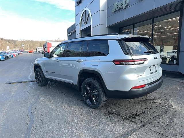 2025 Jeep Grand Cherokee GRAND CHEROKEE L ALTITUDE 4X4
