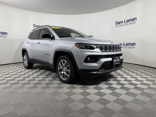 2024 Jeep Compass Latitude Lux FWD