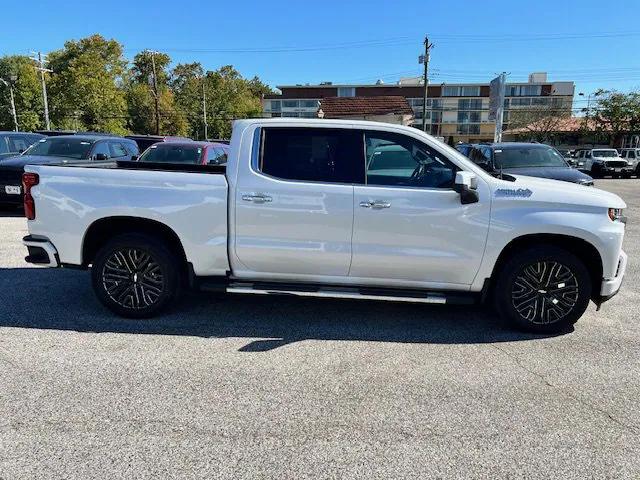 2021 Chevrolet Silverado 1500 2WD Crew Cab Short Bed High Country