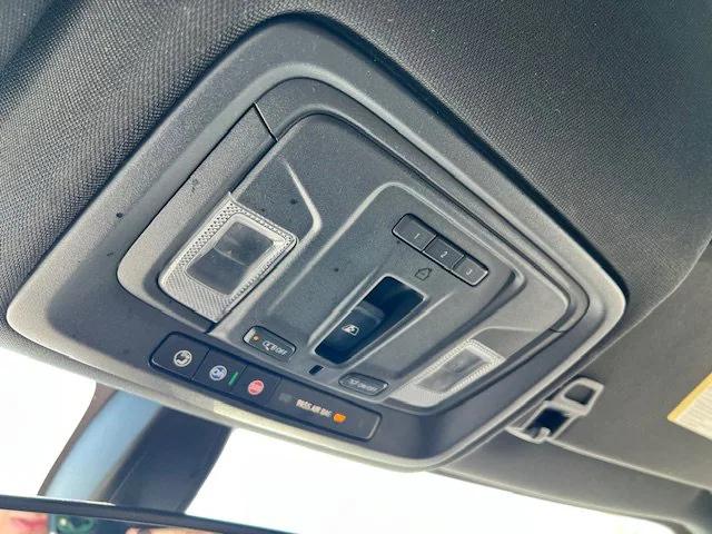 2021 Chevrolet Silverado 1500 2WD Crew Cab Short Bed High Country