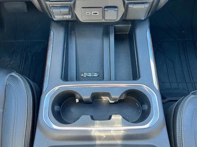 2021 Chevrolet Silverado 1500 2WD Crew Cab Short Bed High Country