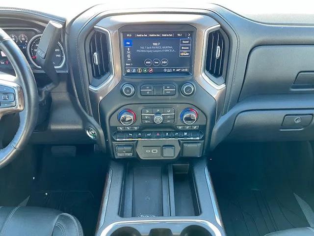 2021 Chevrolet Silverado 1500 2WD Crew Cab Short Bed High Country