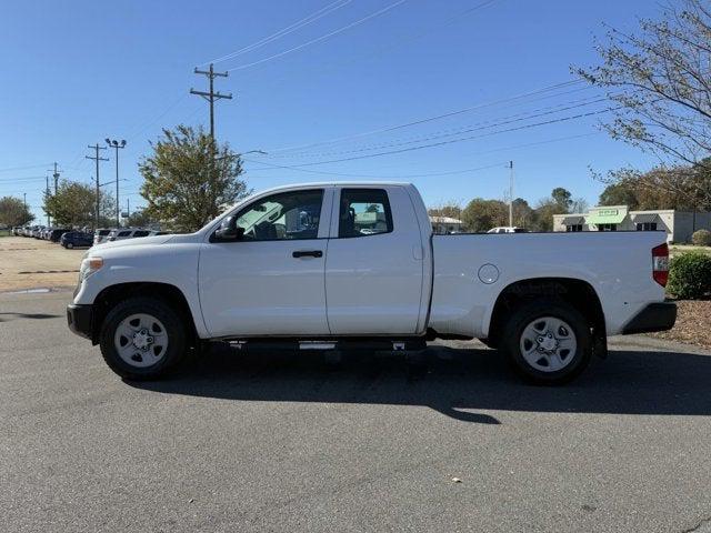 2017 Toyota Tundra SR 5.7L V8