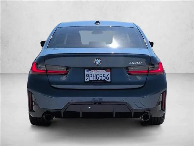 2025 BMW 3 Series 330i Sedan