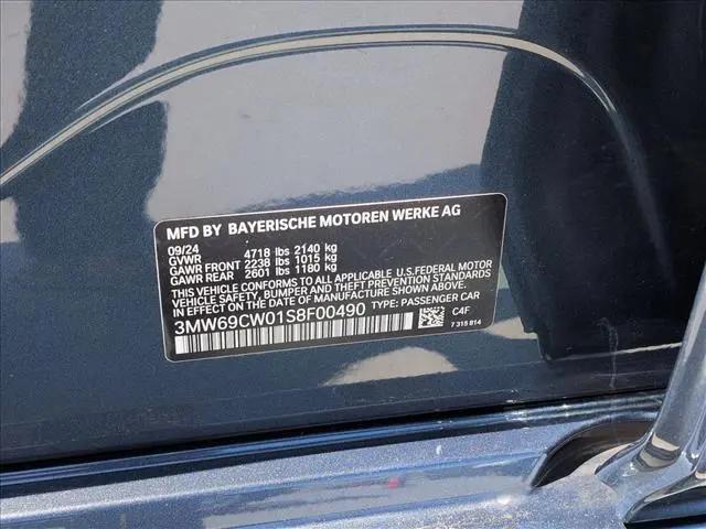 2025 BMW 3 Series 330i Sedan