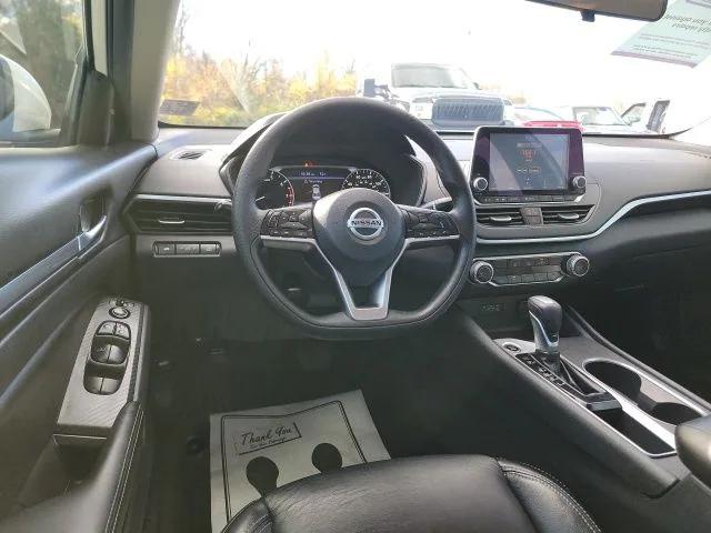 2022 Nissan Altima SV FWD