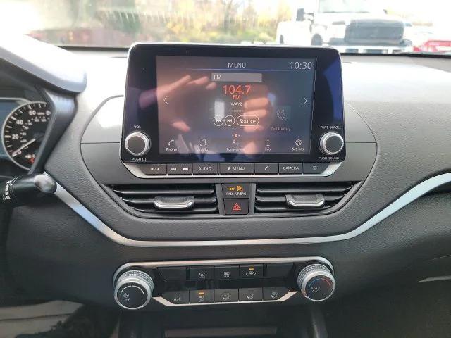 2022 Nissan Altima SV FWD