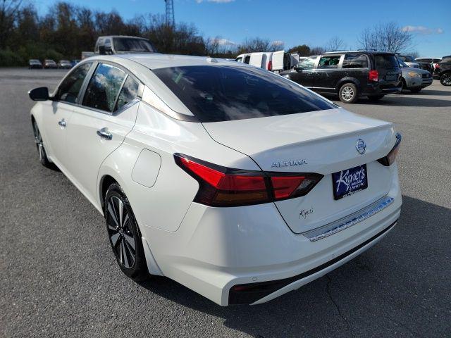 2022 Nissan Altima SV FWD