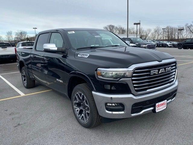 2025 RAM Ram 1500 RAM 1500 LARAMIE CREW CAB 4X4 64 BOX