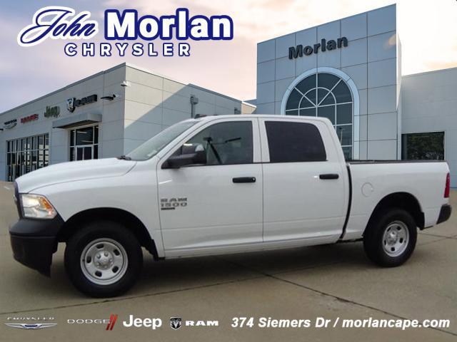 2022 RAM 1500 Classic Tradesman Crew Cab 4x4 57 Box