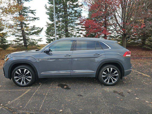 2022 Volkswagen Atlas Cross Sport 3.6L V6 SEL Premium R-Line