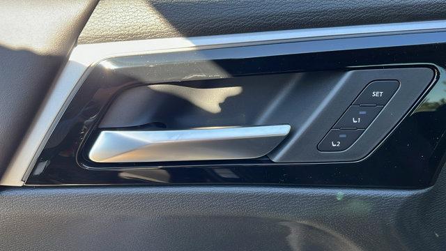 2025 Mitsubishi Outlander PHEV SEL S-AWC
