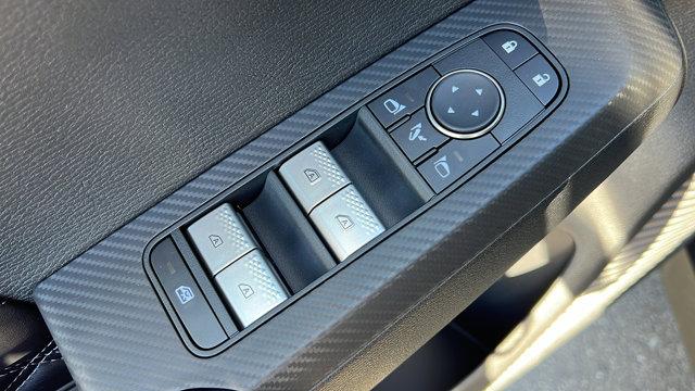 2025 Mitsubishi Outlander PHEV SEL S-AWC
