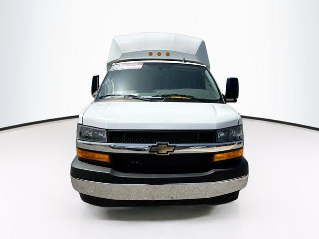 2024 Chevrolet Express Cutaway Work Van