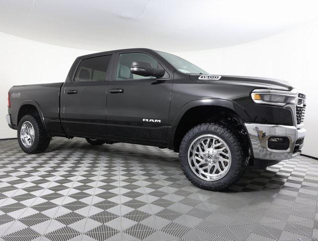 2025 RAM Ram 1500 RAM 1500 BIG HORN CREW CAB 4X4 64 BOX