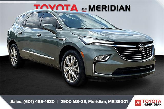 2023 Buick Enclave Premium FWD