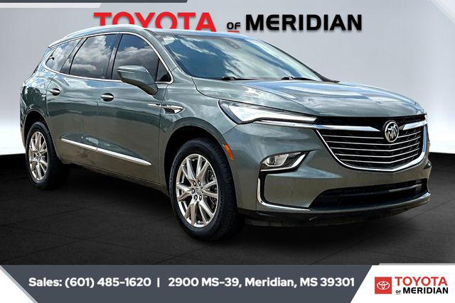 2023 Buick Enclave Premium FWD 2023 Buick Enclave Premium FWD