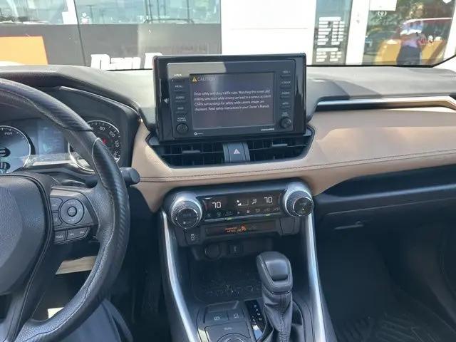 2022 Toyota RAV4 Hybrid LE
