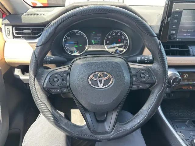 2022 Toyota RAV4 Hybrid LE