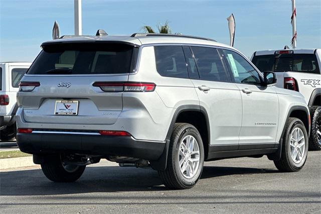 2025 Jeep Grand Cherokee GRAND CHEROKEE L LAREDO X 4X4