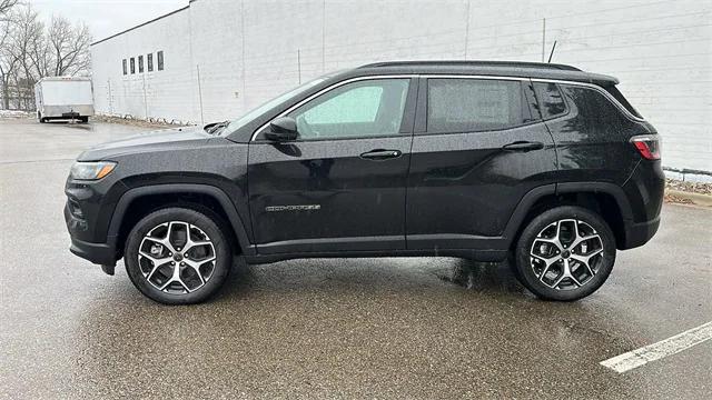 2025 Jeep Compass COMPASS LIMITED 4X4