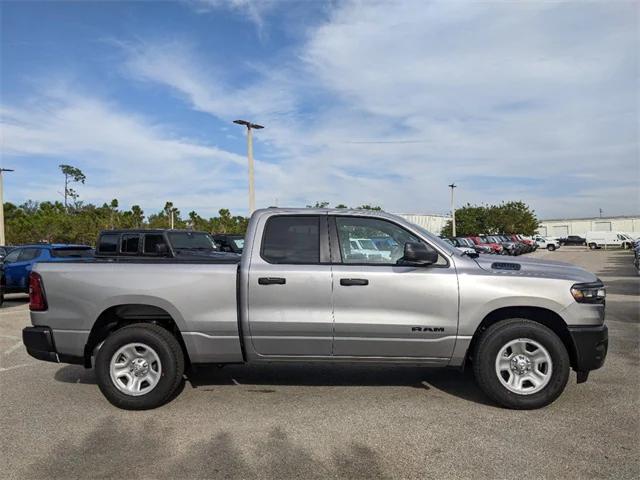 2025 RAM Ram 1500 RAM 1500 TRADESMAN QUAD CAB 4X2 64 BOX