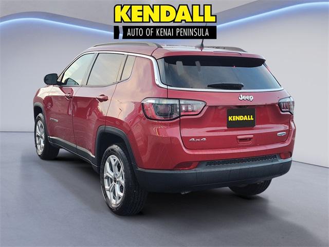 2025 Jeep Compass COMPASS LATITUDE 4X4