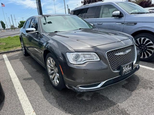2020 Chrysler 300 Touring L
