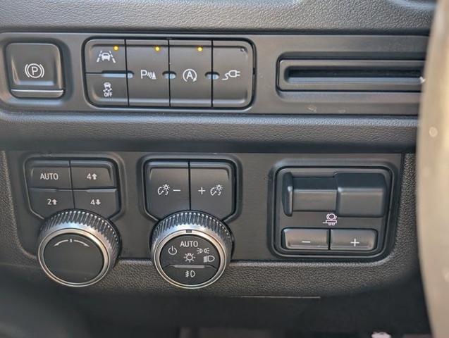2021 GMC Yukon 4WD SLT