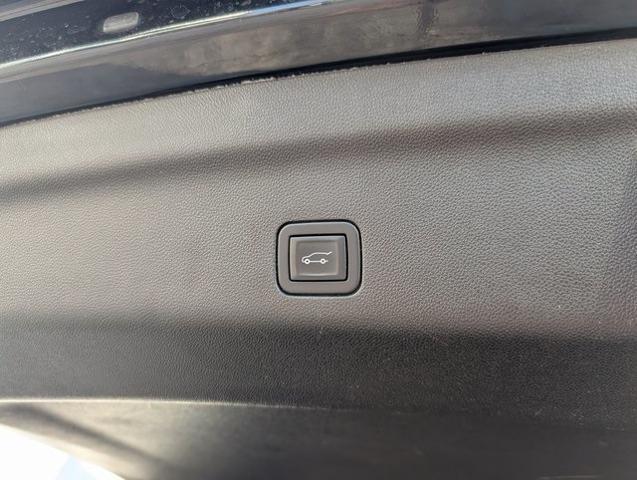 2021 GMC Yukon 4WD SLT