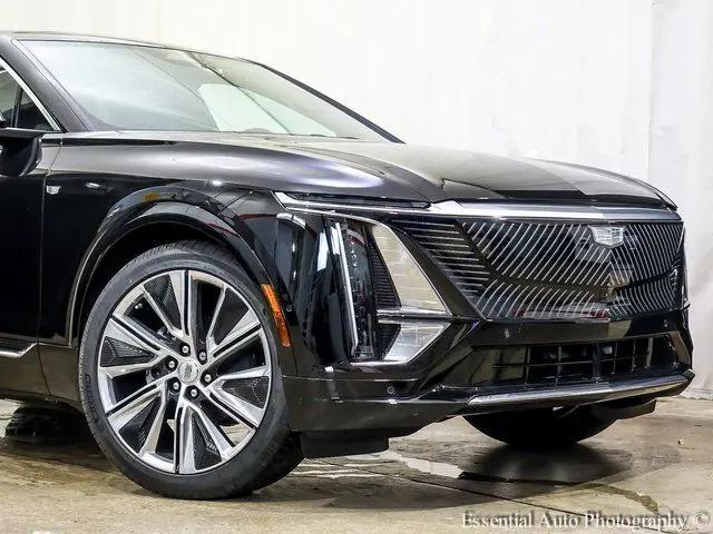 2025 Cadillac iQ Luxury w/1SE