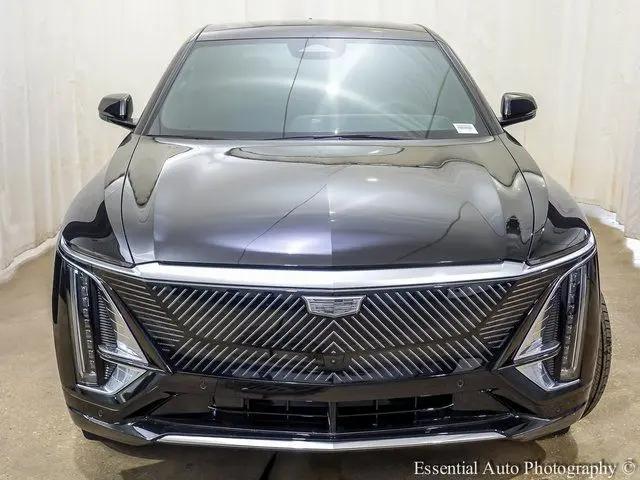 2025 Cadillac iQ Luxury w/1SE