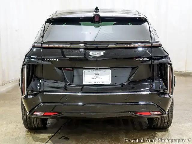 2025 Cadillac iQ Luxury w/1SE