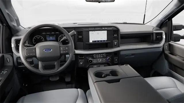 2024 Ford 600 XL