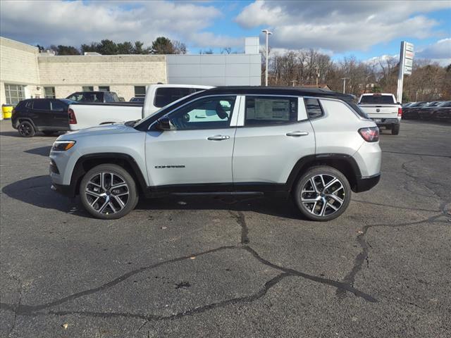 2025 Jeep Compass COMPASS LIMITED 4X4