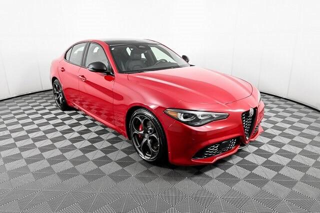 2025 Alfa Romeo Giulia GIULIA TRIBUTO ITALIANO RWD