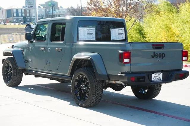 2025 Jeep Gladiator GLADIATOR NIGHTHAWK 4X4