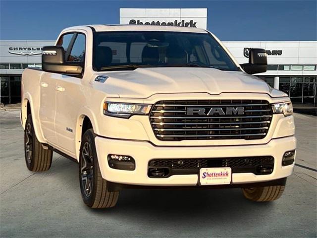 2025 RAM Ram 1500 RAM 1500 LARAMIE CREW CAB 4X4 57 BOX