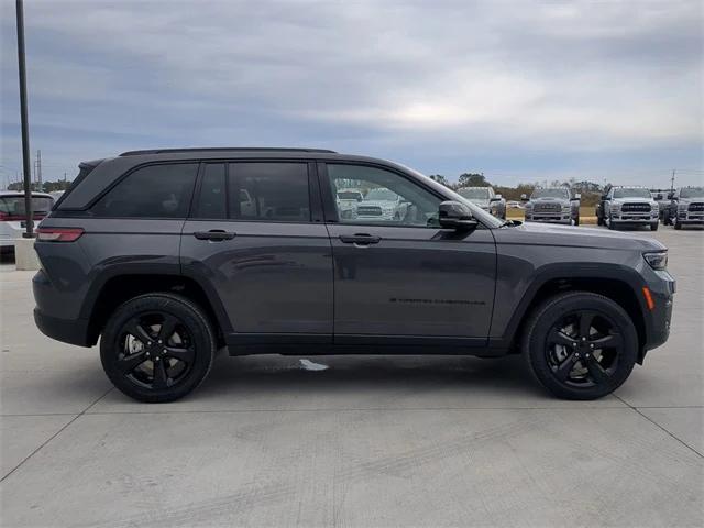 2025 Jeep Grand Cherokee GRAND CHEROKEE ALTITUDE X 4X2