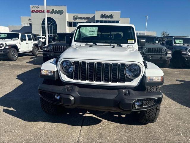 2025 Jeep Gladiator GLADIATOR NIGHTHAWK 4X4